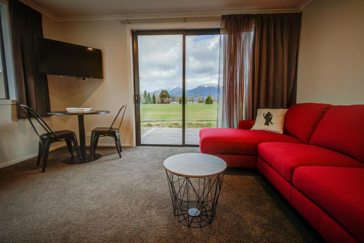 Dusky Motels Te Anau Ngoại thất bức ảnh